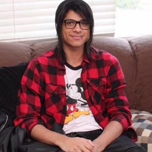 Meet your Posher, Ian